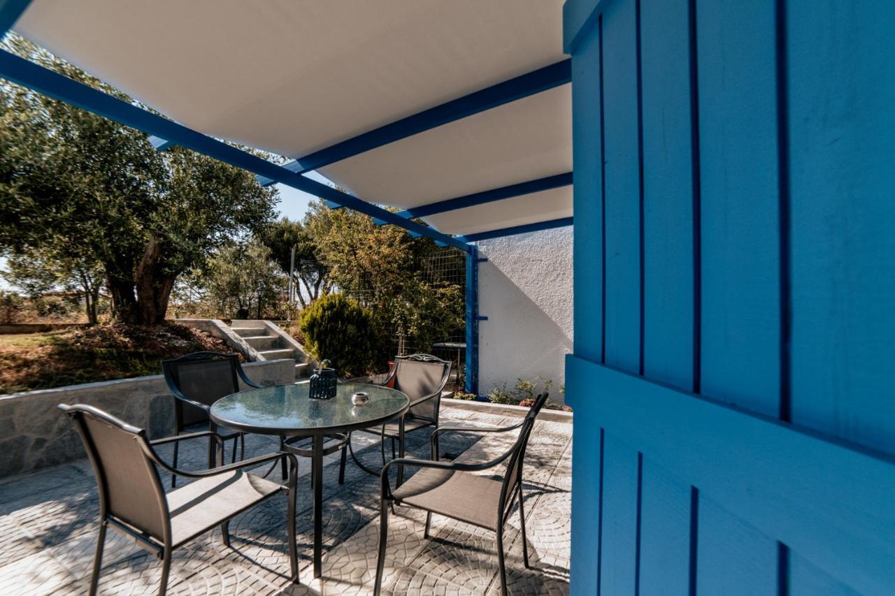Cyclades Luxury Studios Nea Poteidaia Exterior photo