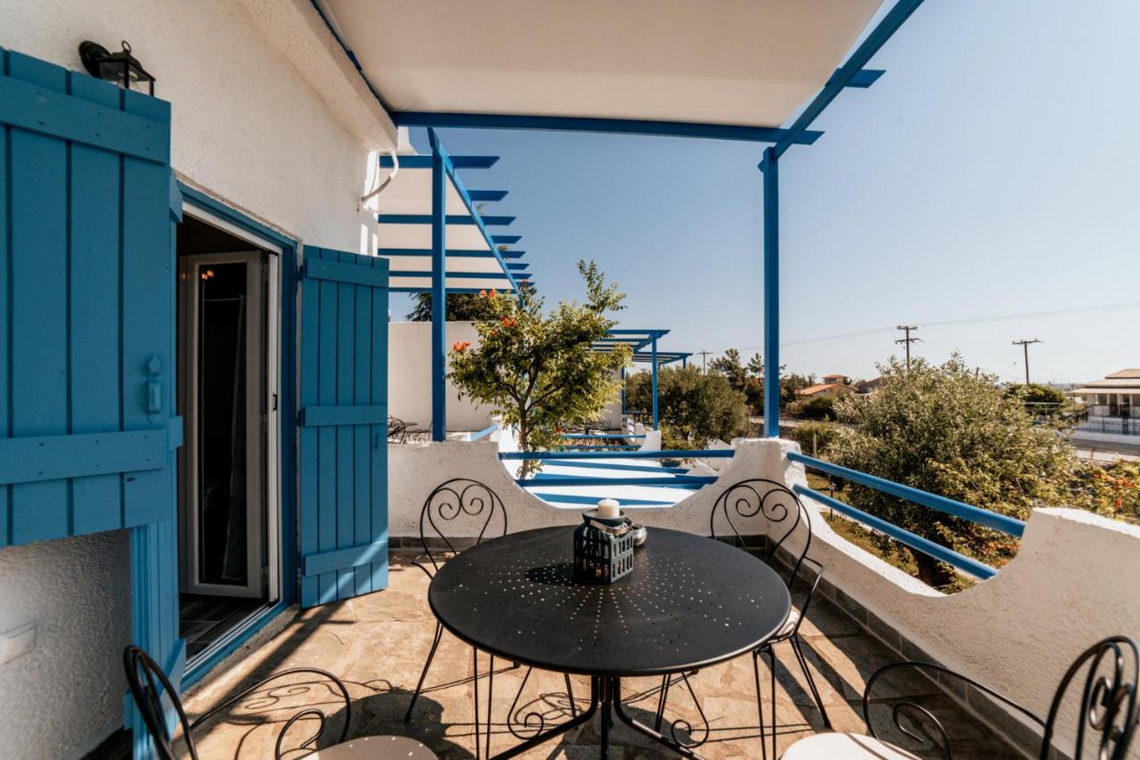Cyclades Luxury Studios Nea Poteidaia Exterior photo