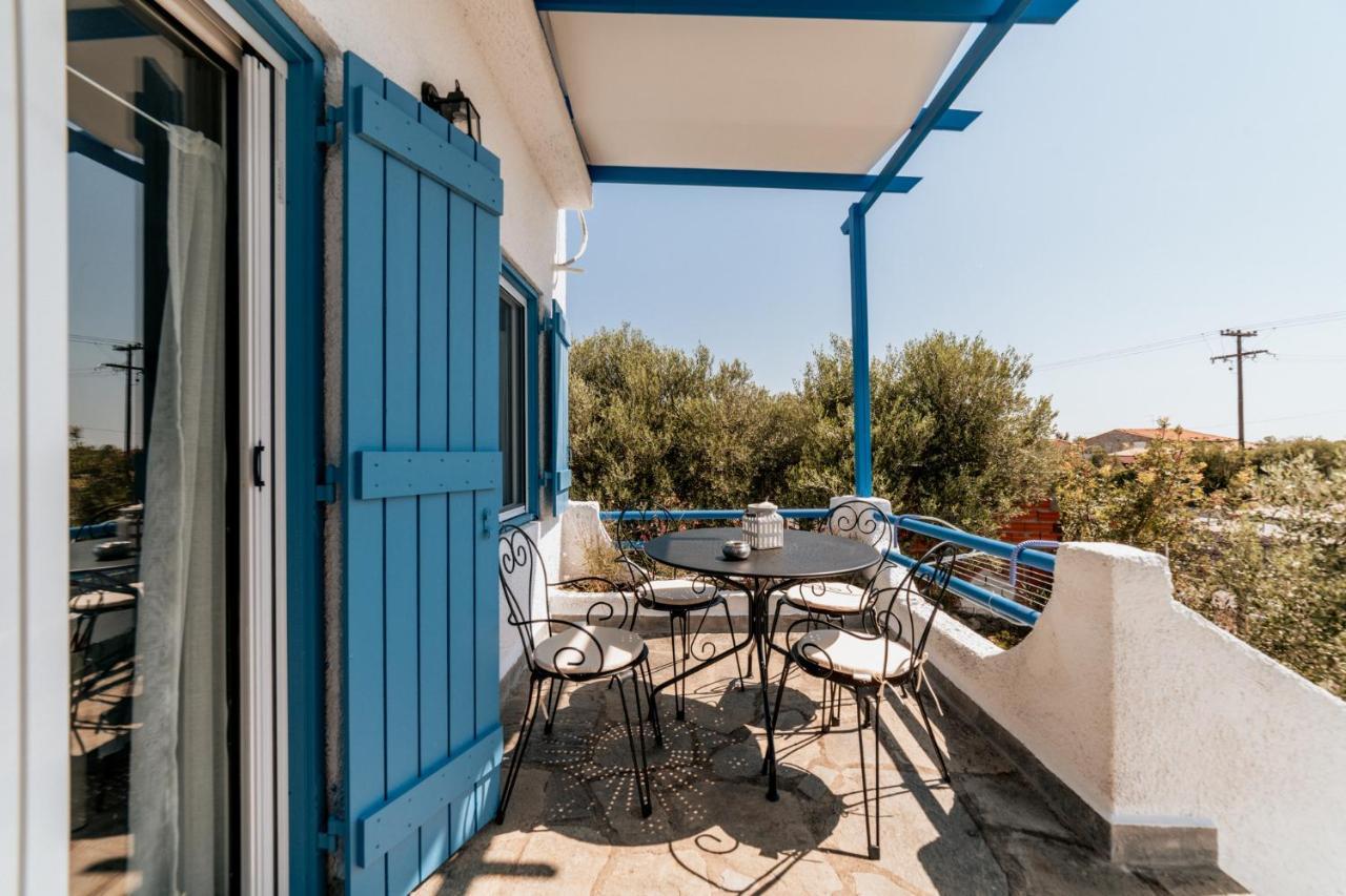 Cyclades Luxury Studios Nea Poteidaia Exterior photo