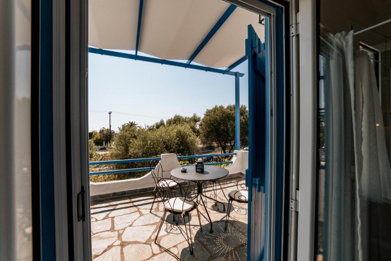 Cyclades Luxury Studios Nea Poteidaia Exterior photo
