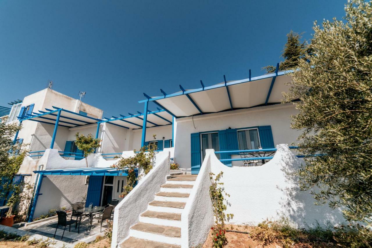 Cyclades Luxury Studios Nea Poteidaia Exterior photo