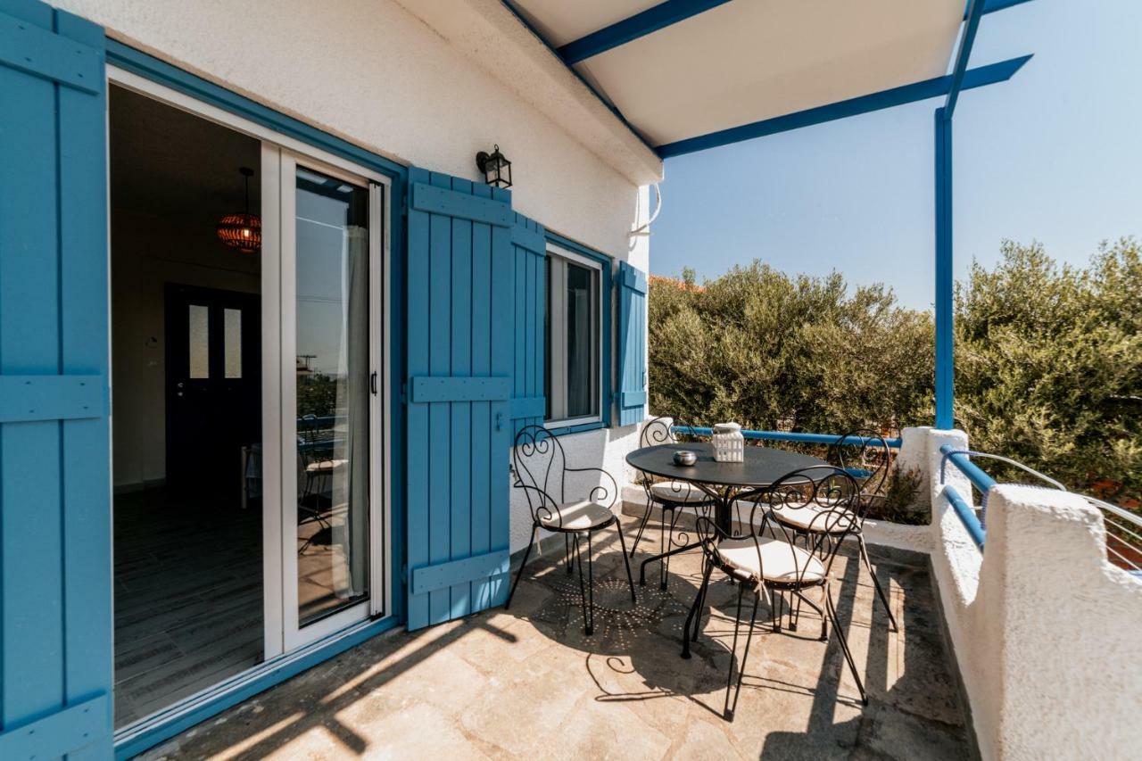 Cyclades Luxury Studios Nea Poteidaia Exterior photo