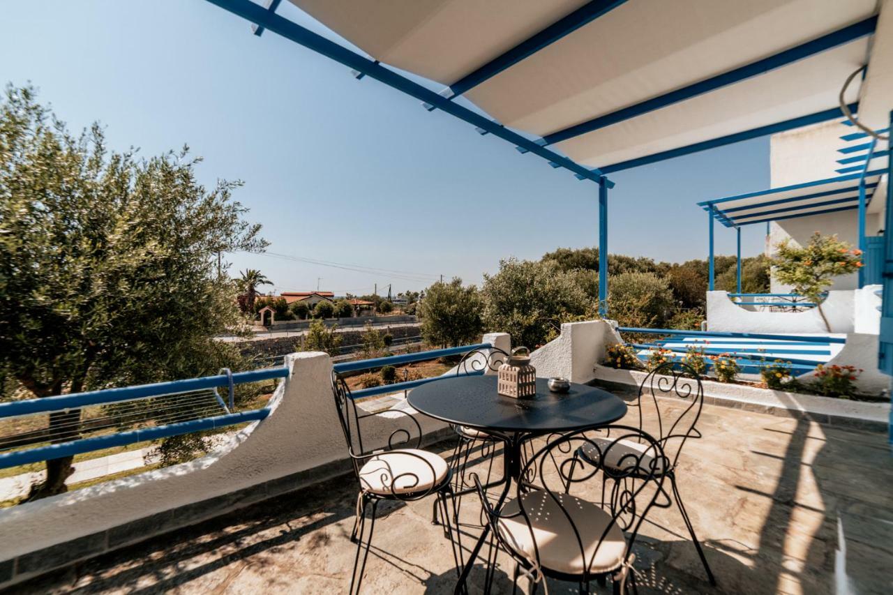 Cyclades Luxury Studios Nea Poteidaia Exterior photo