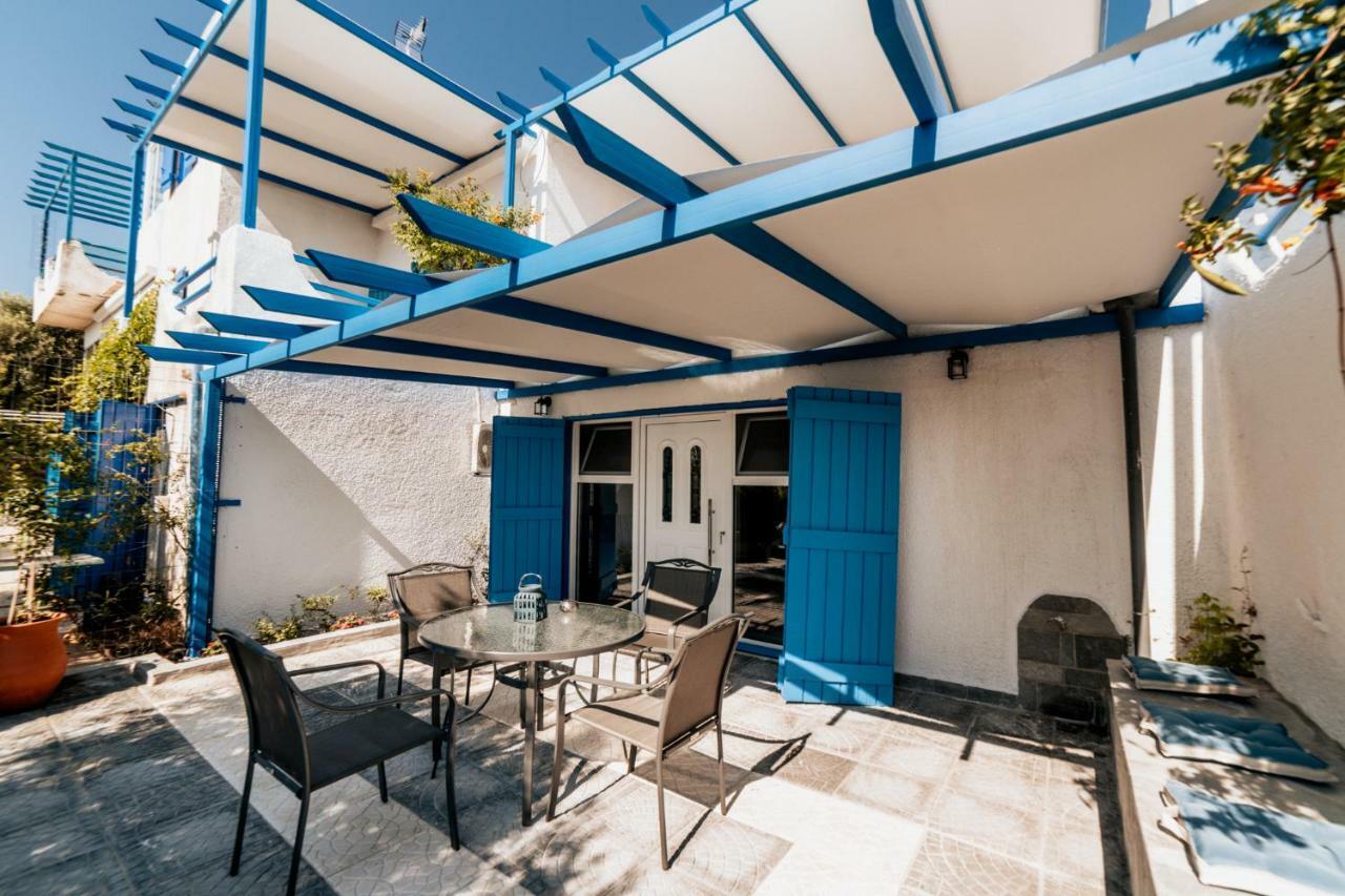 Cyclades Luxury Studios Nea Poteidaia Exterior photo