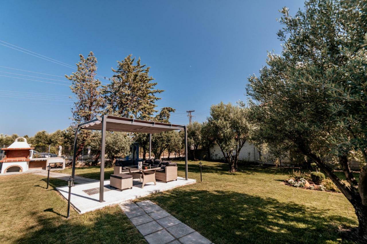 Cyclades Luxury Studios Nea Poteidaia Exterior photo